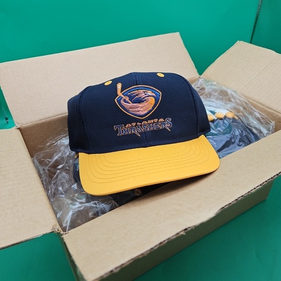 Logo Athletic Other - Vintage 90s Deadstock Atlanta Thrashers Boys Hats 12 Pack Logo Athletic Snapback
